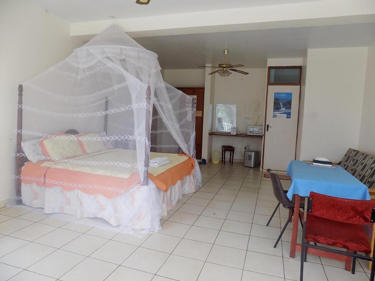 Sunrise Apartments Hotel Fort Portal Εξωτερικό φωτογραφία